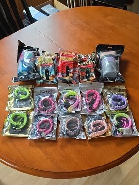 Coldest Paracords, Minis, Baby Minis & 2 Packs of Boots